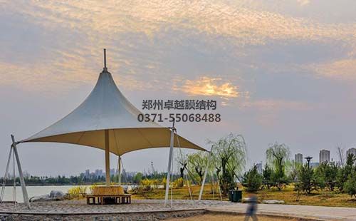 某公園的膜結(jié)構(gòu)景觀(guān)棚